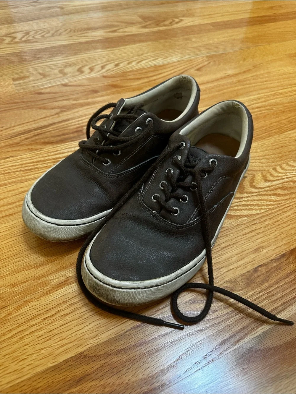 Sperry Men's Brown Pebbled Leather Lace-Up Boat Shoes size 10M